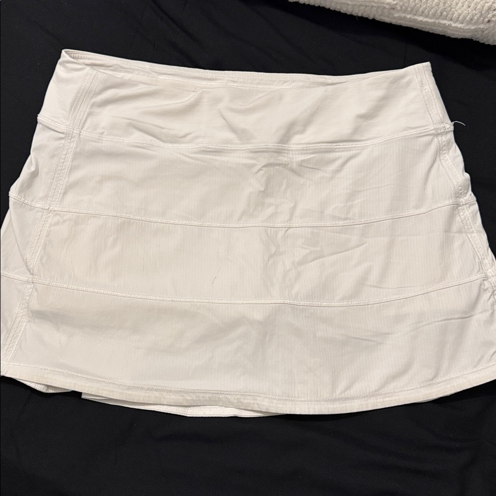 Lululemon pace rival skirt